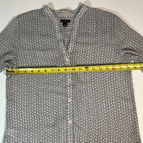 Ann Taylor Black and White Blouse SP - Picture 5 of 10